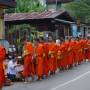 Laos - Cérémonie des moines