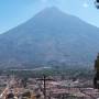 Guatemala - Toujours un volcan, en même temps il n