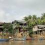 Cambodge - Un village au bord de l