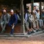 Népal - Pendant que les femmes bossent...