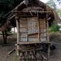 Laos - Maison sur pilotis