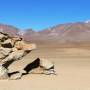 Bolivie - Trip Uyuni, gigantesque pierre sculptee par le vent et l´eau