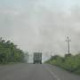 Mexique - un incendie sur le bord de la route...pas un camion de pompier, normal ! 