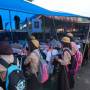 Indonésie - Écolières en mode shopping