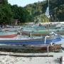 Indonésie - bateaux sur plage de Selong Belanak