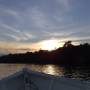 Malaisie - Coucher de soleil sur la rivi&egrave;re Kinabatangan