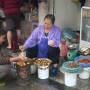 Viêt Nam - femmes cuisinant dans la rue