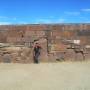 Bolivie - la cite de Tiwanaku a la particularite détre rectiligne, impressionnant pour l´epoque !