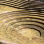 Pérou - Moray... amphitheatre inca, ou centre de culture, ou piste d´aterrissage pour OVNI, ou cratere de meteorite... Comme pour la plupart des sites incas, de nombreuses versions circulent...