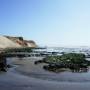 Pérou - Puerto Chicama, l´entree dans l´eau est un peu perilleuse (rochers, courants...). Mais apres, c´et la vague la plus longue du monde (2kms!!)