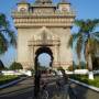 Laos - L arc de triomphe de Vientiane