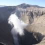 Indonésie - Le cratère fumant du Bromo