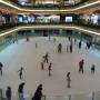 Chine - Patinoire dans centre commerciale - normal...