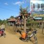 Laos - La piste pour aller a Tad Champi