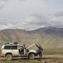 Mongolie - La voiture,... toujours un sujet de préoccupation et de soins!