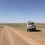 Mongolie - Haut plateaux ... tres roulant de nouveau, mais le vent ne faiblit pas ..