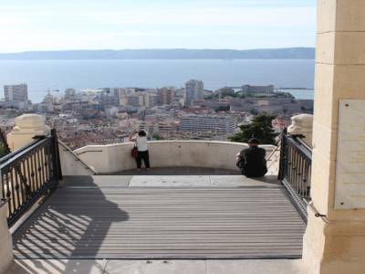 Vue de l'église Notre dame de la garde