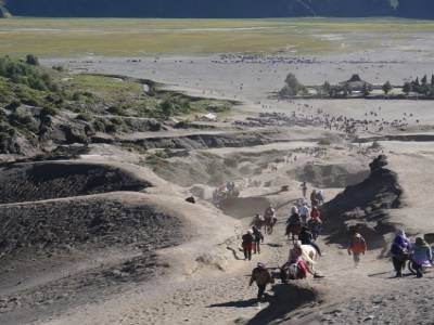 Montée au Bromo