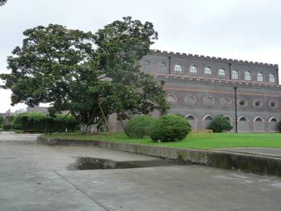 chateau d'eau ou usine de traitement des eaux ?