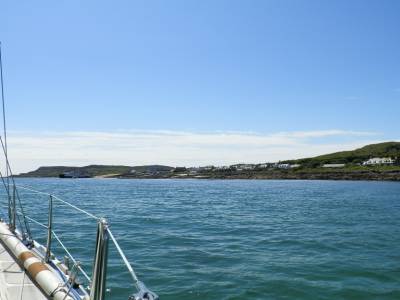 Passage devant Iona