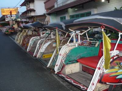 tuk tuk version yogya