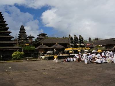 Temple de Besakih