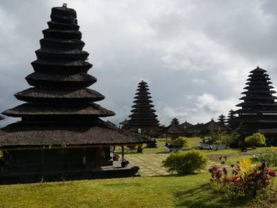 Temple de Besakih