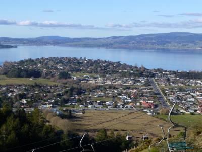 Vue de Roturoa depuis le skyline (2)