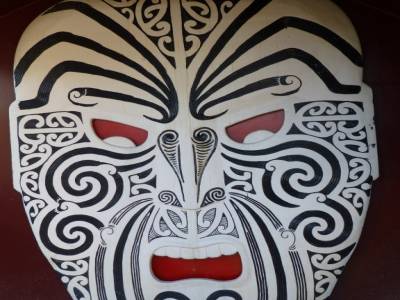Roturoa - Porte d'Hell's Gate - Masque Maori