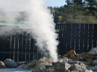 Roturoa - Jet de vapeur à Hell's Gate