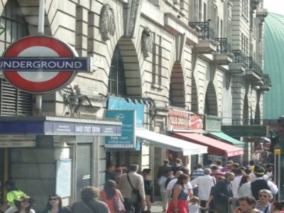 Entrée du métro londonien