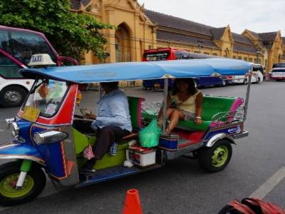 Tuk-tuk