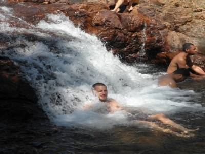 j'enjoy la waterfall