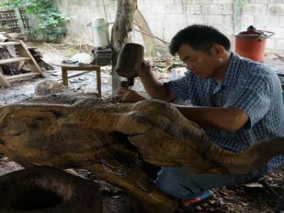 Atelier de sculpture d'éléphant