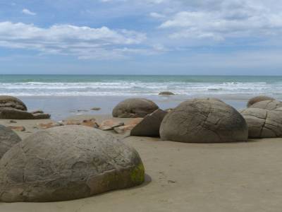 Moeraki Boulders
