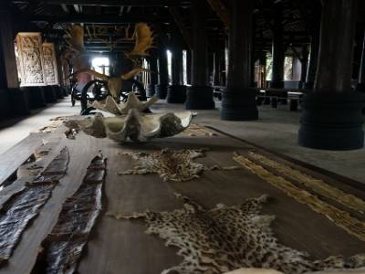 Baan Dam (maison noire)