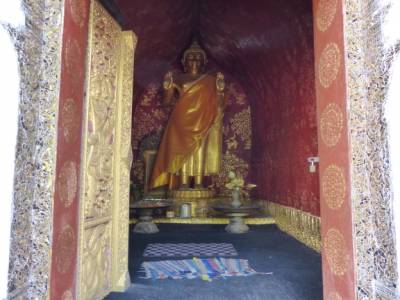 BOUDDHA DEBOUT