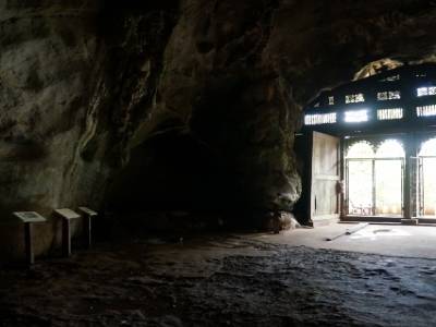 Grotte de Pak Ou