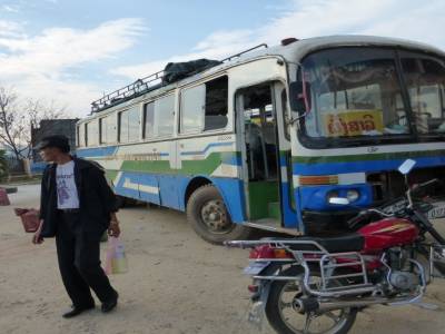 bus Phongsaly-Oudomxay