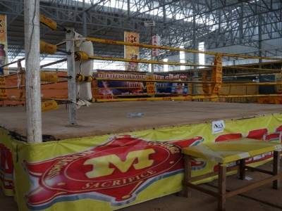 Ring de boxe thaï