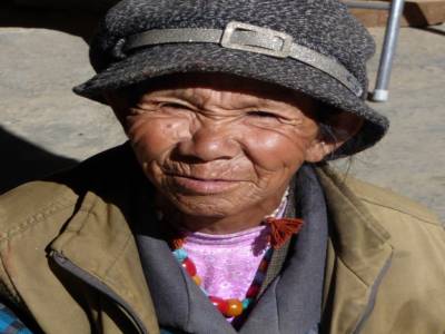 Zedang habitante