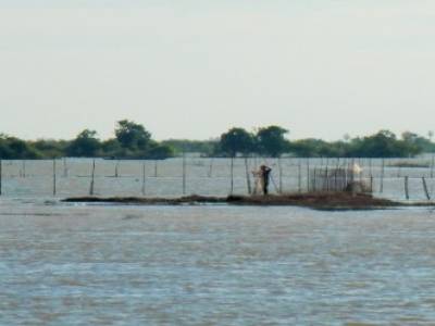 pêcheur sur le Tonlé Sap