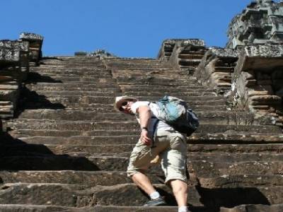 escalier de la mort à Ta Keo