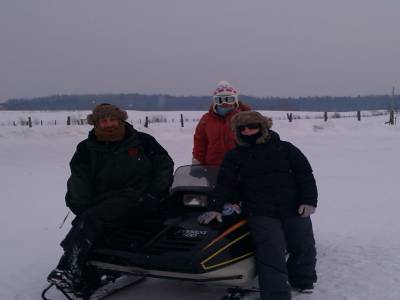 Aprem avec les filles et un ski-doo collector!