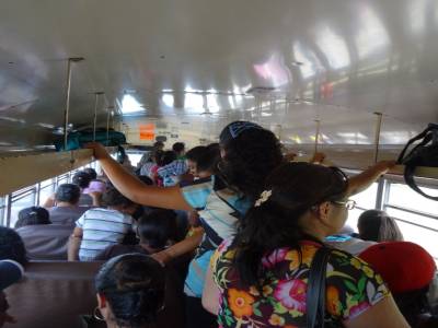 bus pour Belize city