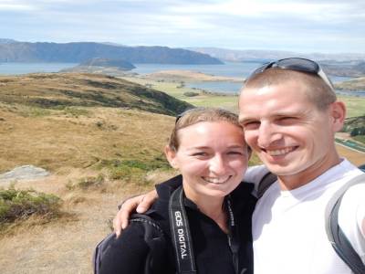 devant le lac de Wanaka