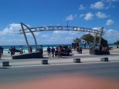 SURFER PARADISE - la plage