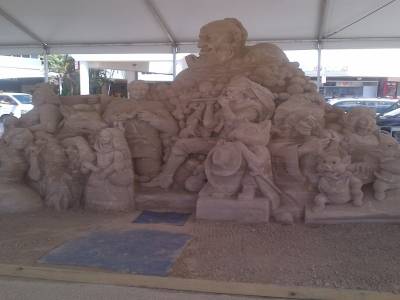 SURFER PARADISE - Concours sculptures sur sable