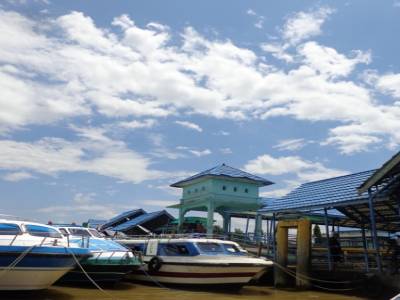 la jetee de Tanjung selor