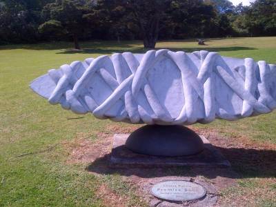 AUCKLAND - parc du musée de la guerre